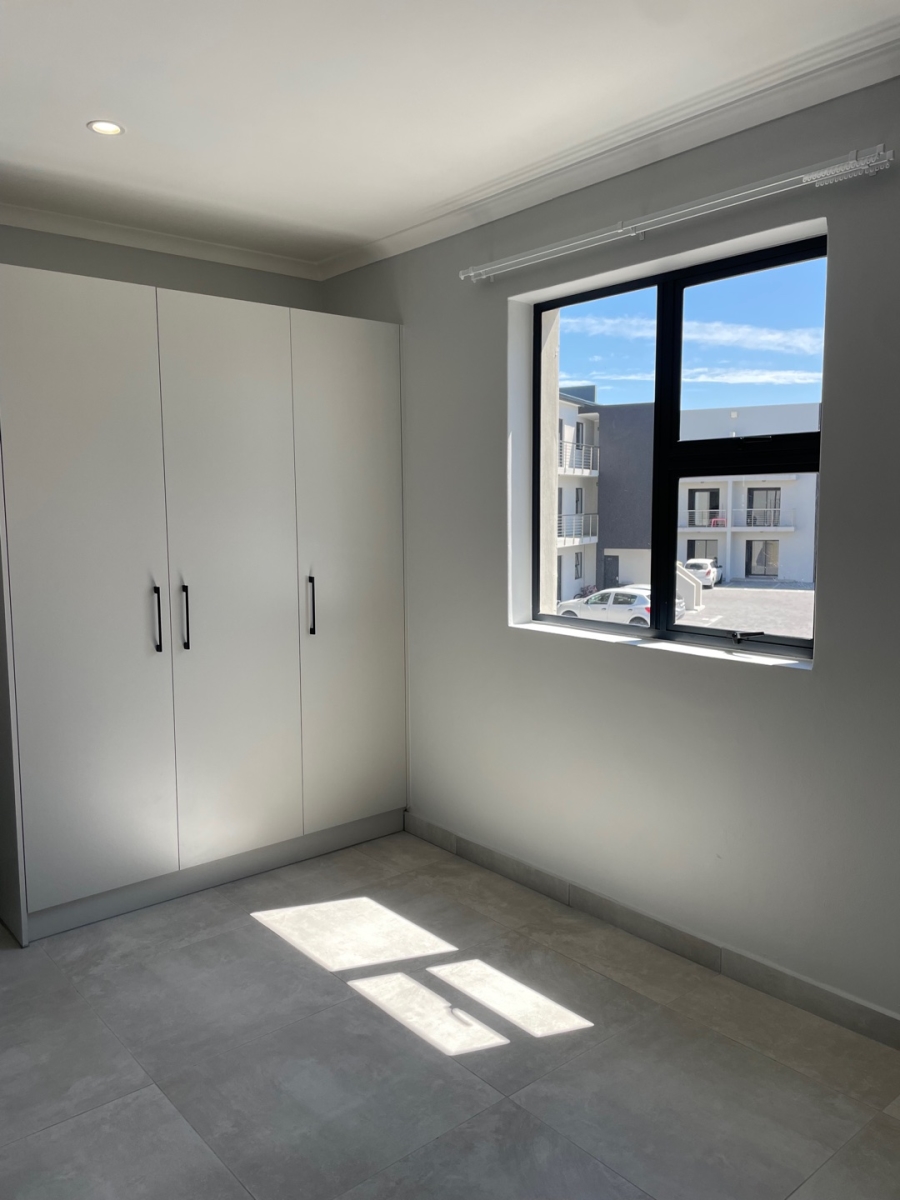 2 Bedroom Property for Sale in Parklands East Western Cape